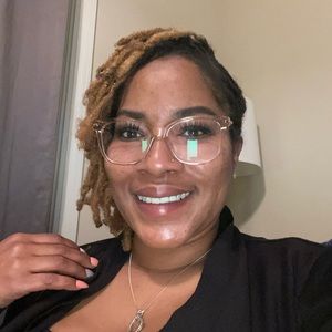 Meet your Posher, Trina